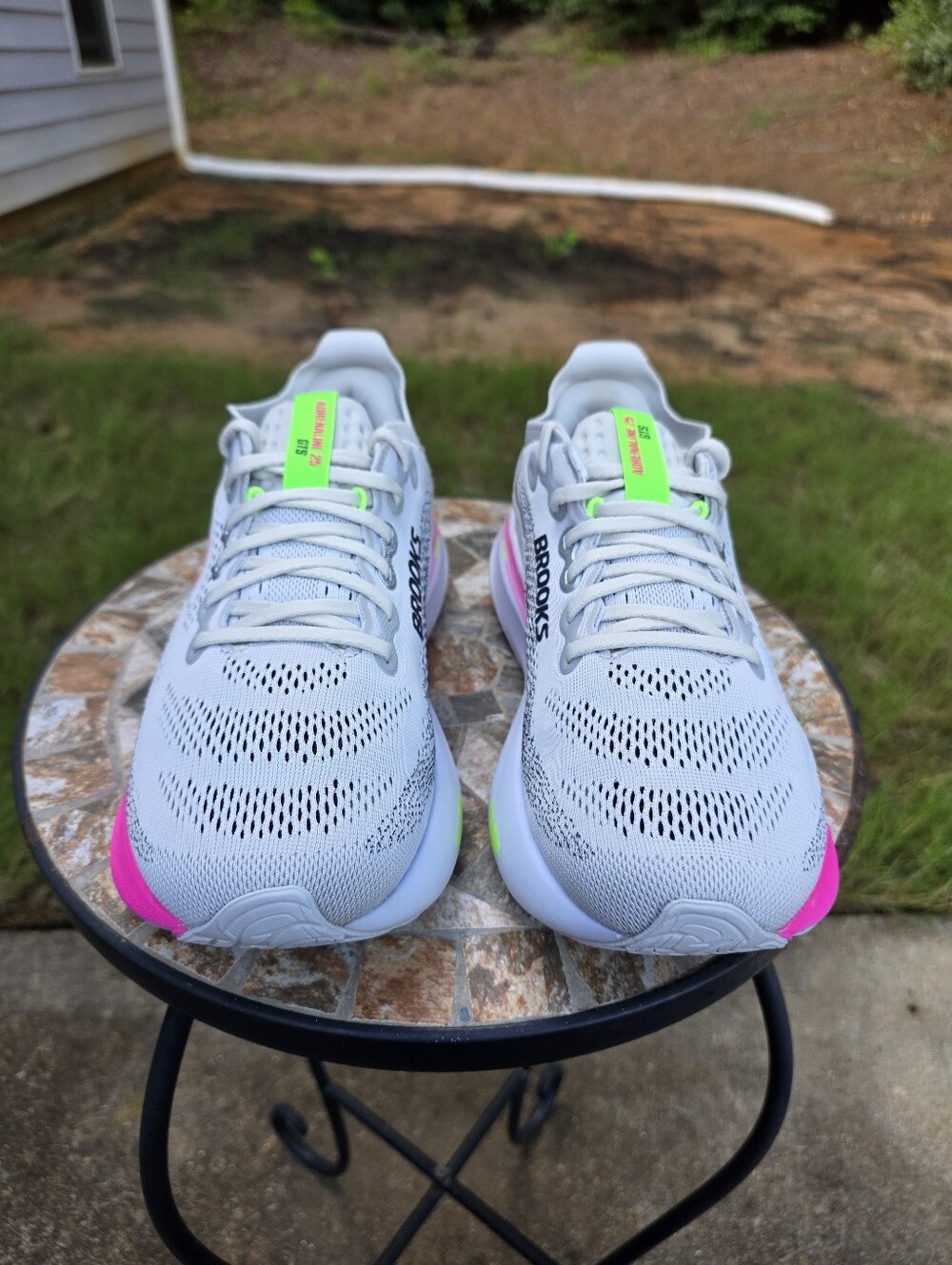 Brooks Adrenaline GTS 25 Oyster/Pink Running Shoes Women's Size 9.5 Worn 1x Box - Picture 4 of 11
